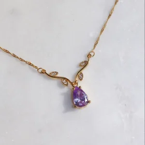 Kalung Berlian Ungu